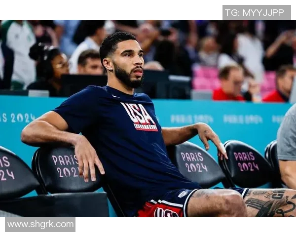 球迷炸锅:塔图姆这一行为引热议! 球迷炸锅:塔图姆这一行为引热议!